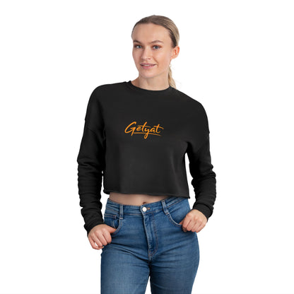 Women’s Cropped Sweatshirt – Dusty Rose “Getyat” Script Crop Top