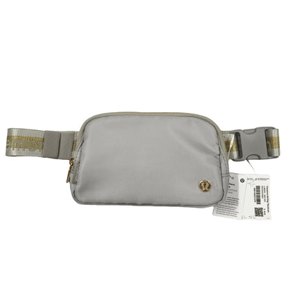 Nylon Zipper Pouch – Travel & Everyday Storage Bag