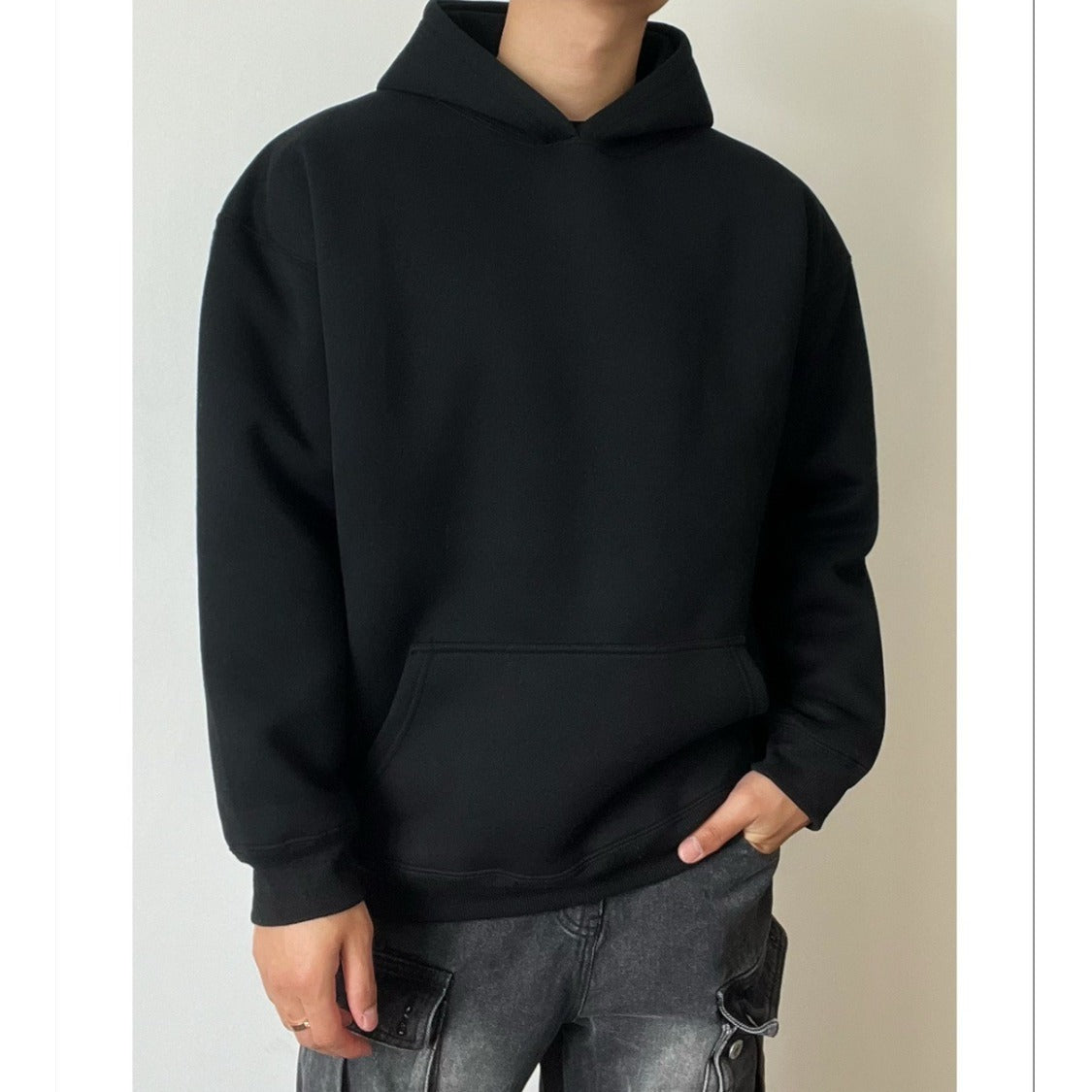 🧥 Solid Color Hooded Sweater – Unisex Autumn & Winter Casual Hoodie